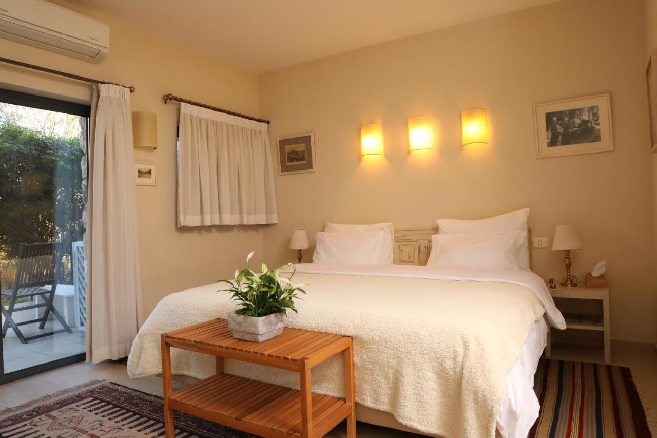 Shulamit Yard Hotell Rosh Pinna Eksteriør bilde